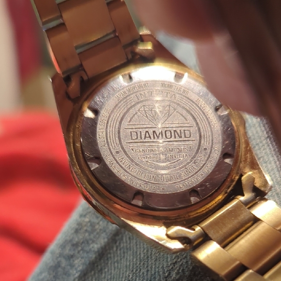 Invicta Gold and Black Men's Watch - Picture 4 of 4